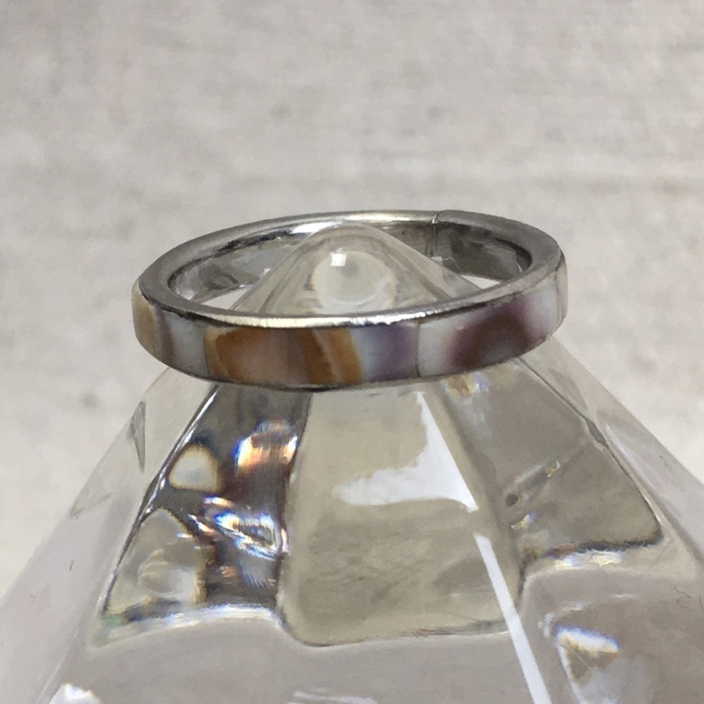 Narrow Shell inlaid band Ring